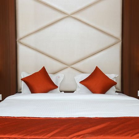 Hotel Spring Inn Mumbai Exterior foto