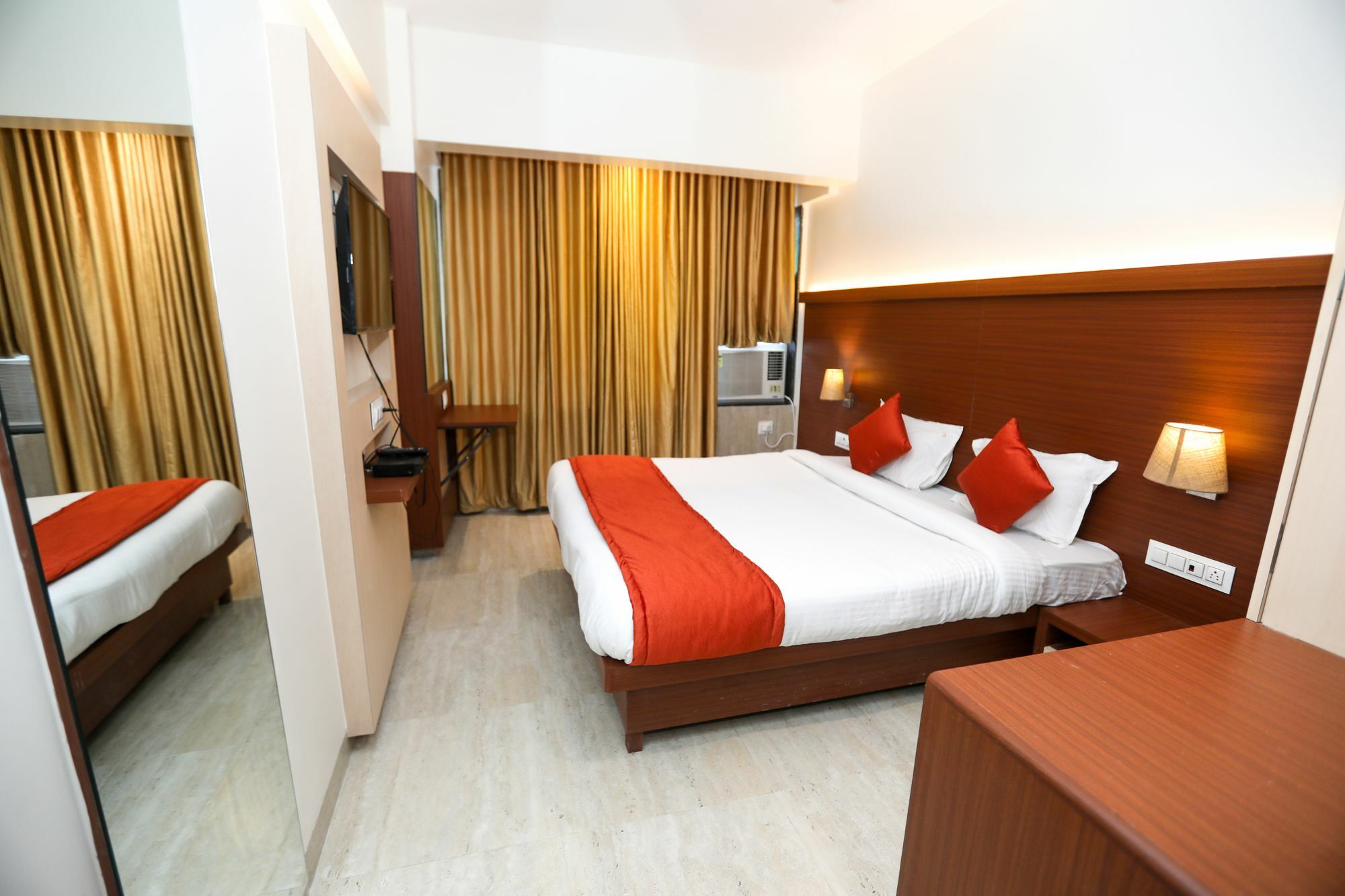 Hotel Spring Inn Mumbai Exterior foto