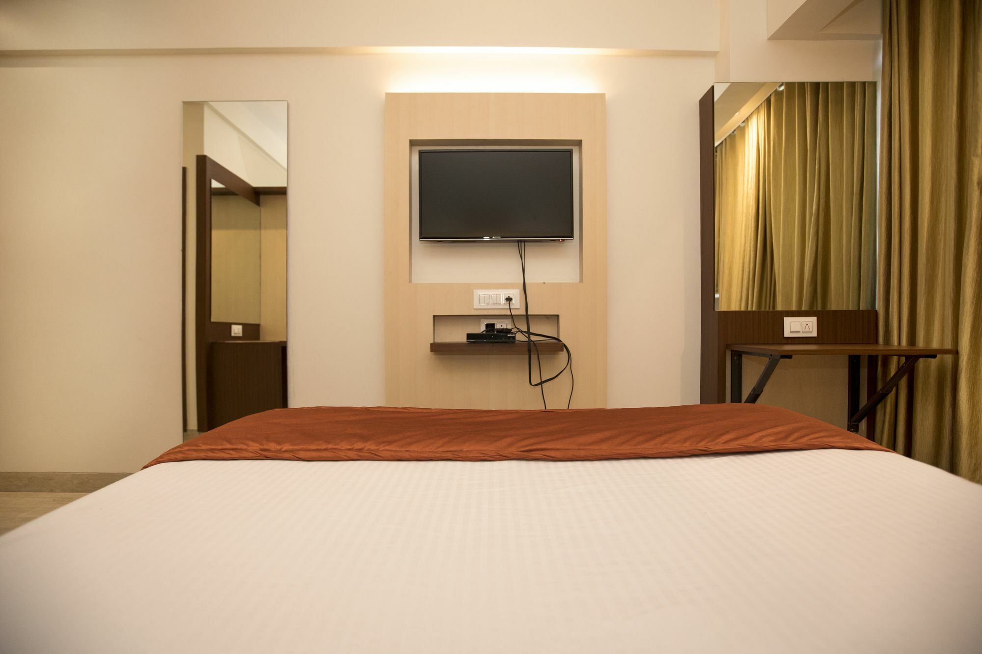 Hotel Spring Inn Mumbai Exterior foto
