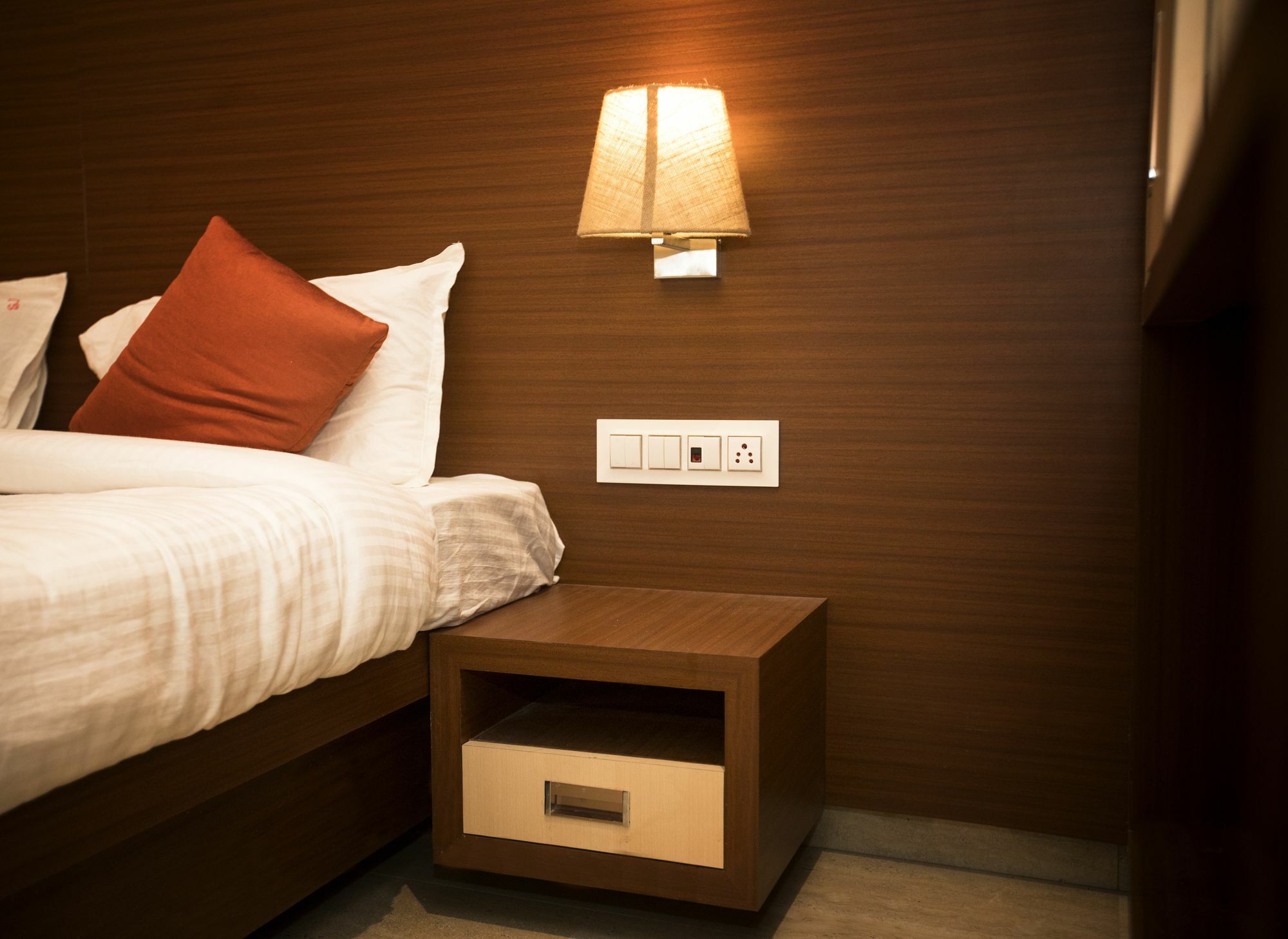 Hotel Spring Inn Mumbai Exterior foto